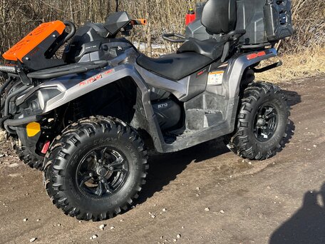 2017 BRP Can-Am Outlander 570, серый, 1150000 рублей, вид 2