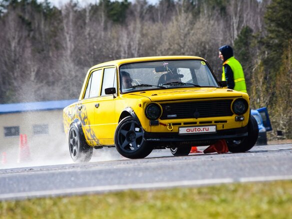 1971 Lada (ВАЗ) 2101, жёлтый