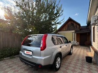 2011 Nissan X-Trail II Рестайлинг, серебристый, 1250000 рублей, вид 4