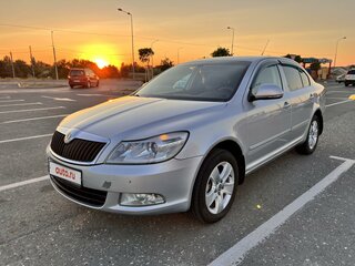 2010 Skoda Octavia DSG7 II (A5) Рестайлинг, серебристый, 1030000 рублей, вид 3