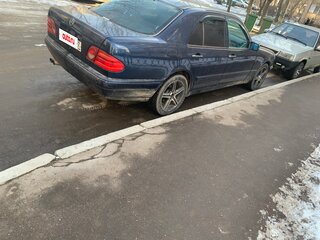 1996 Mercedes-Benz E-Класс 230 II (W210, S210), фиолетовый, 365000 рублей, вид 4