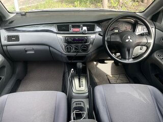 2009 Mitsubishi Lancer IX Рестайлинг, серебристый, 400000 рублей, вид 5