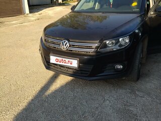 2011 Volkswagen Tiguan I Рестайлинг, чёрный, 1700000 рублей, вид 1