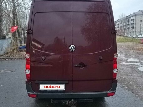 2011 Volkswagen Crafter, пурпурный, 1400000 рублей, вид 2
