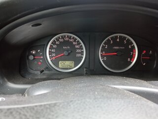 2004 Nissan Almera II (N16) Рестайлинг, белый, 330000 рублей, вид 5