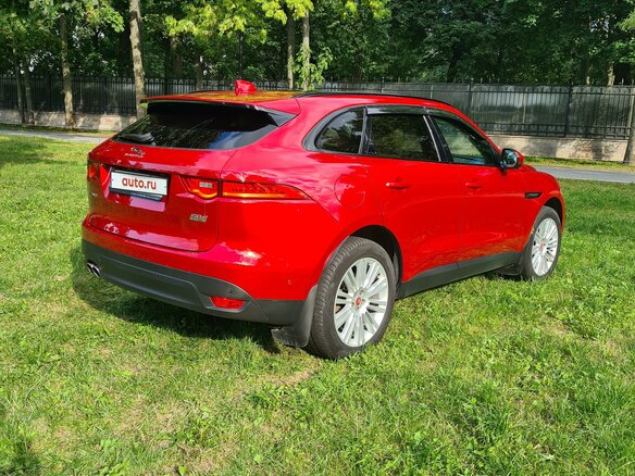 2019 Jaguar F-Pace I, красный, 3790000 рублей - вид 27