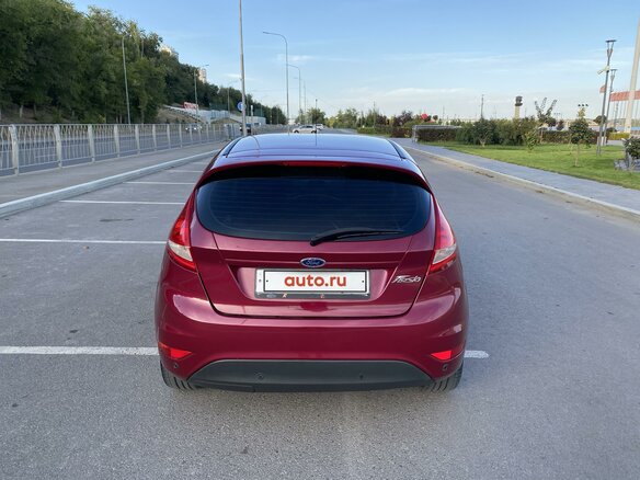 2009 Ford Fiesta Mk6, красный, 850000 рублей - вид 5