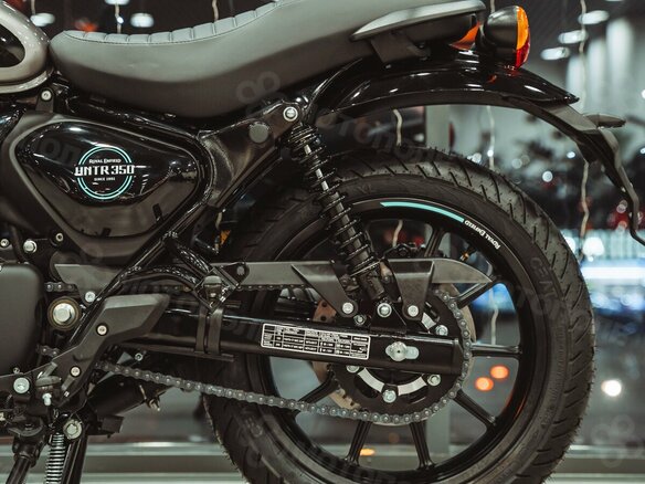 2026 Royal Enfield Hunter, серебристый, 432000 рублей - вид 11
