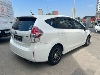 2015 Toyota Prius Alpha I (ZVW40/41) Рестайлинг, белый, 1410000 рублей, вид 5