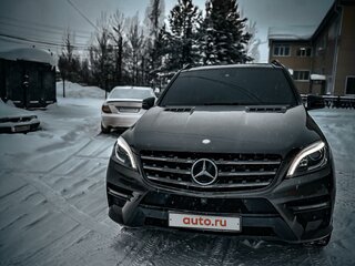 2014 Mercedes-Benz M-Класс 400 III (W166), коричневый, 4000000 рублей, вид 1
