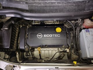 2013 Opel Zafira B Рестайлинг, серебристый, 1196000 рублей, вид 2