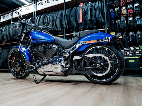 2024 Harley-Davidson Breakout, синий, 3350000 рублей, вид 5