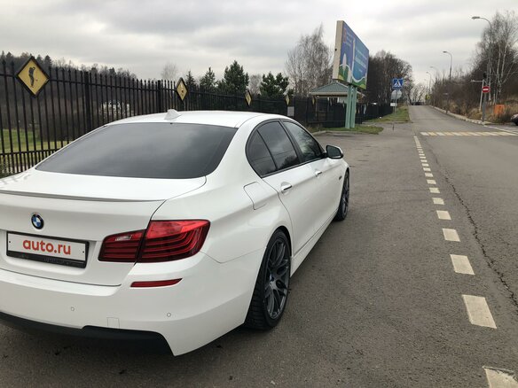 2013 BMW 5 серии 530d xDrive VI (F10/F11/F07) Рестайлинг, белый - вид 10