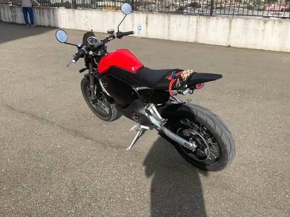 2022 Super Soco TCmax, чёрный, 330000 рублей - вид 4