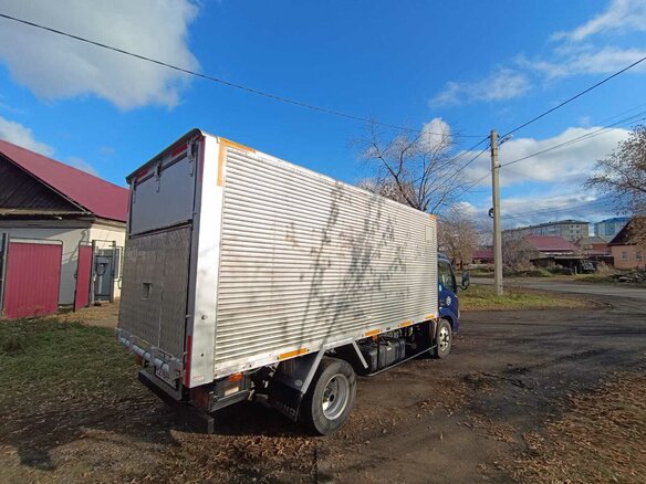 2000 Toyota Dyna, синий, 2150000 рублей - вид 24