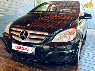 2011 Mercedes-Benz B-Класс 180 I (W245) Рестайлинг, чёрный, 850000 рублей, вид 2