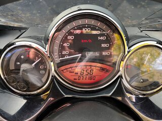 2008 Yamaha TMAX, серебристый, 400000 рублей, вид 5