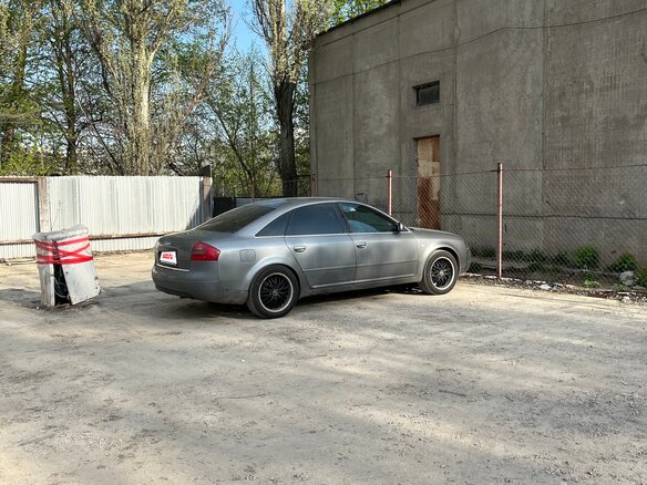 1998 Audi A6 II (C5), серый, 500000 рублей - вид 23