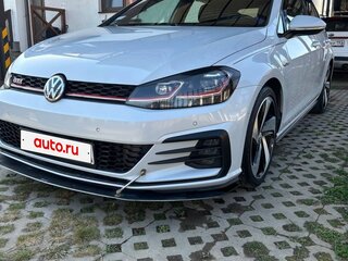 2019 Volkswagen Golf GTI VII Рестайлинг, белый, 2400000 рублей, вид 1