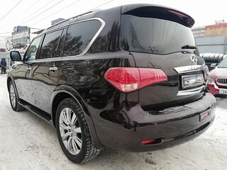 2013 Infiniti QX56 II, красный, 2400000 рублей, вид 5