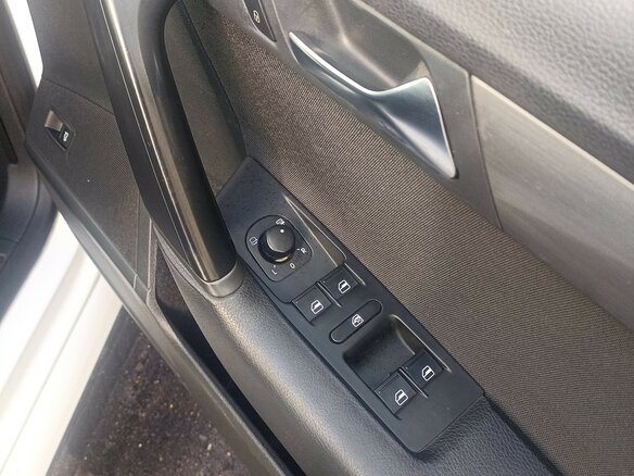2011 Volkswagen Passat B7, белый, 1290000 рублей - вид 13