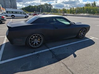 2019 Dodge Challenger III Рестайлинг 2, красный, 4000000 рублей, вид 5