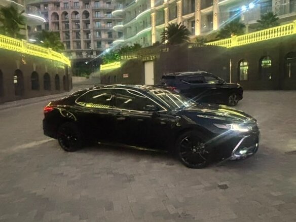 2023 Toyota Camry VIII (XV70) Рестайлинг, чёрный, 2950000 рублей - вид 6