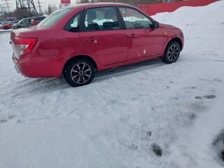 2016 Lada (ВАЗ) Granta I, красный, 405000 рублей, вид 2