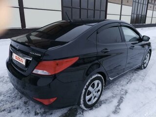 2015 Hyundai Solaris I Рестайлинг, чёрный, 915000 рублей, вид 3