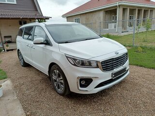 2018 Kia Carnival III, белый, 3000000 рублей, вид 1
