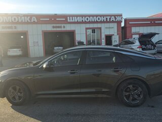 2021 Kia K5 III, серый, 2450000 рублей, вид 5