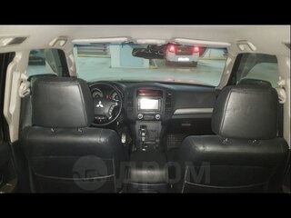 2012 Mitsubishi Pajero IV Рестайлинг 1, серый, 1900000 рублей, вид 1