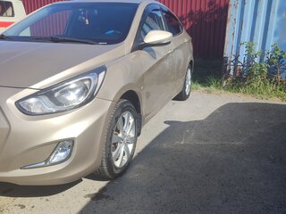 2012 Hyundai Solaris I, бежевый, 1000000 рублей, вид 1