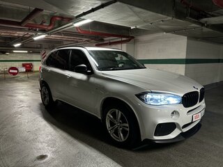2017 BMW X5 30d III (F15), белый, 6450000 рублей, вид 1