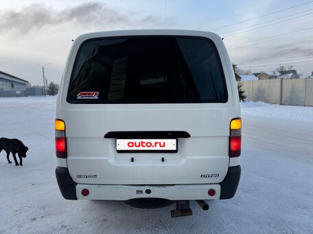 2002 Toyota Dyna, белый, 1490000 рублей, вид 2