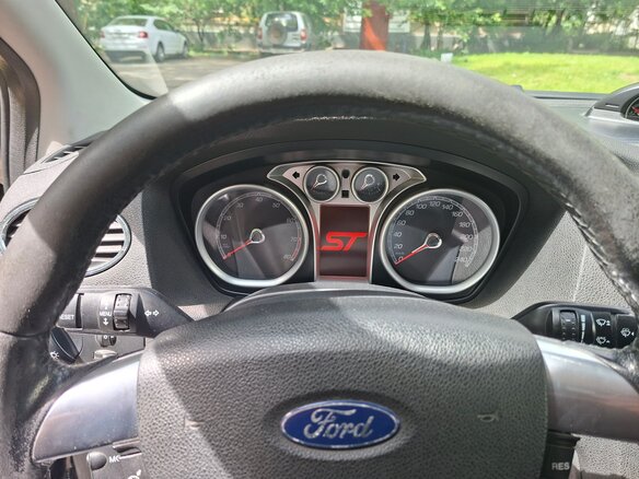 2008 Ford Focus II Рестайлинг, чёрный, 700000 рублей - вид 15