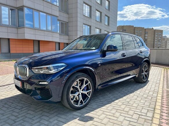 2020 BMW X5 30d IV (G05/G18), синий, 7700000 рублей - вид 4