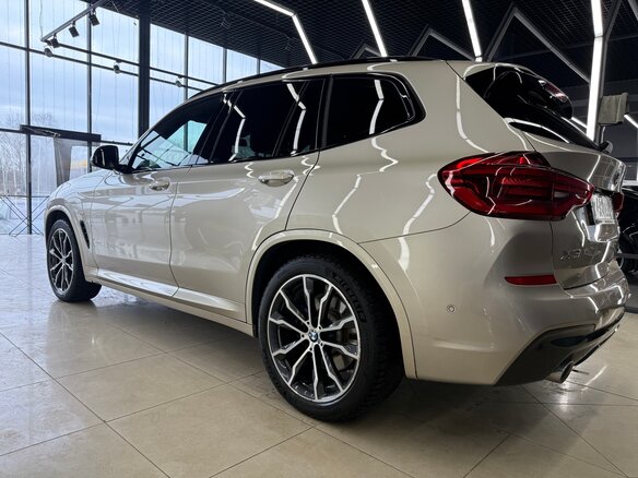 2021 BMW X3 30d xDrive III (G01), золотистый, 6200000 рублей - вид 3