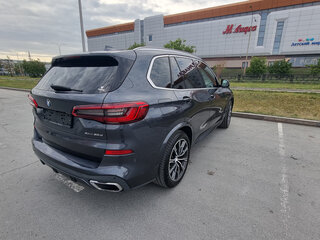 2019 BMW X5 30d IV (G05/G18), серый, 7500000 рублей, вид 5