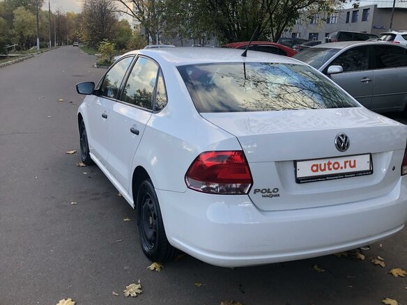 2013 Volkswagen Polo V, белый, 850000 рублей - вид 5