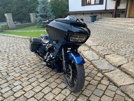 2019 Harley-Davidson CVO Road Glide, синий, 3600000 рублей, вид 3