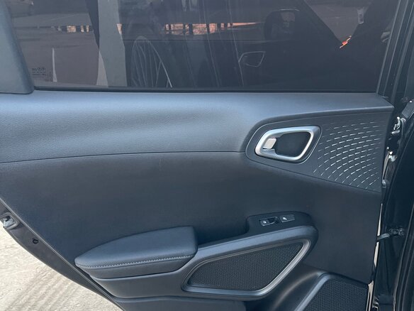 2019 Kia Soul III, чёрный, 1820000 рублей - вид 16