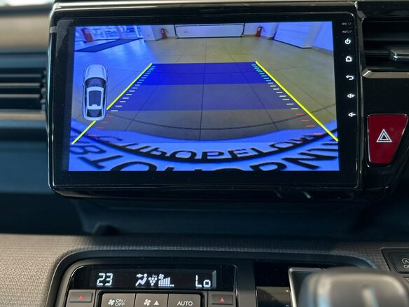 2016 Honda Stepwgn V, белый - вид 17