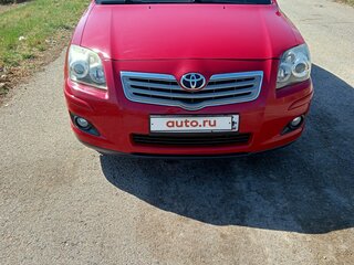 2008 Toyota Avensis II Рестайлинг, красный, 900000 рублей, вид 3