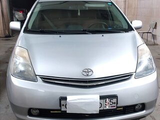 2007 Toyota Prius II Рестайлинг (XW20), серебристый, 695000 рублей, вид 1