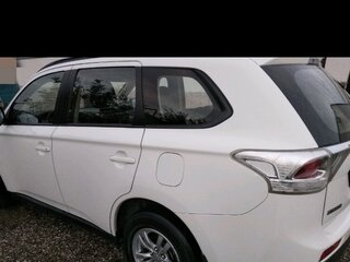 2012 Mitsubishi Outlander III, белый, 1300000 рублей, вид 2