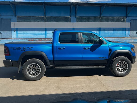 2022 Ram 1500 Crew Cab TRX V, синий, 10500000 рублей - вид 20