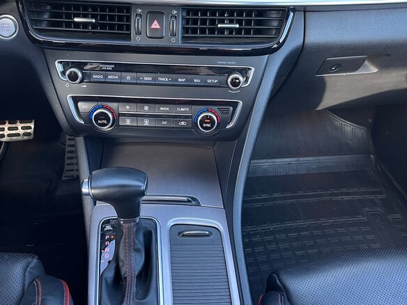 2019 Kia Optima IV Рестайлинг, чёрный, 2100000 рублей - вид 11