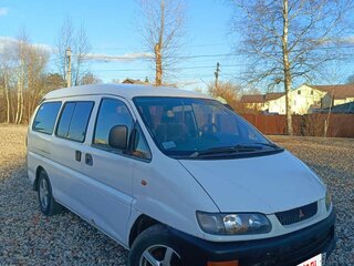 1999 Mitsubishi L400, белый, 365000 рублей, вид 3