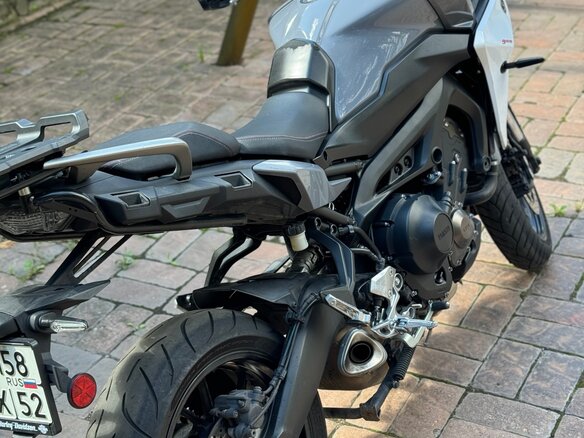 2018 Yamaha MT-09 (FZ-09), белый, 880000 рублей - вид 2